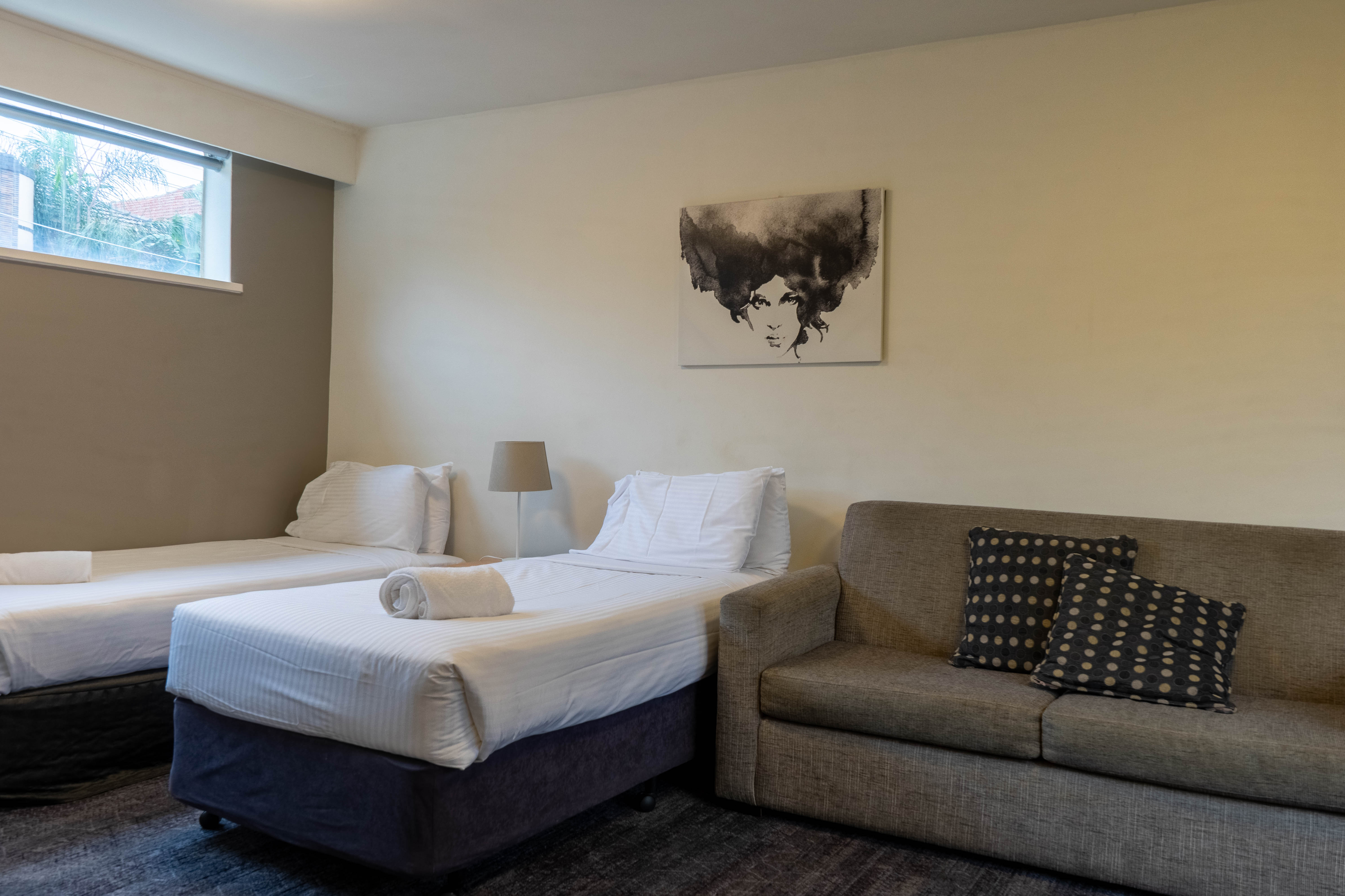 Family Room - image 3